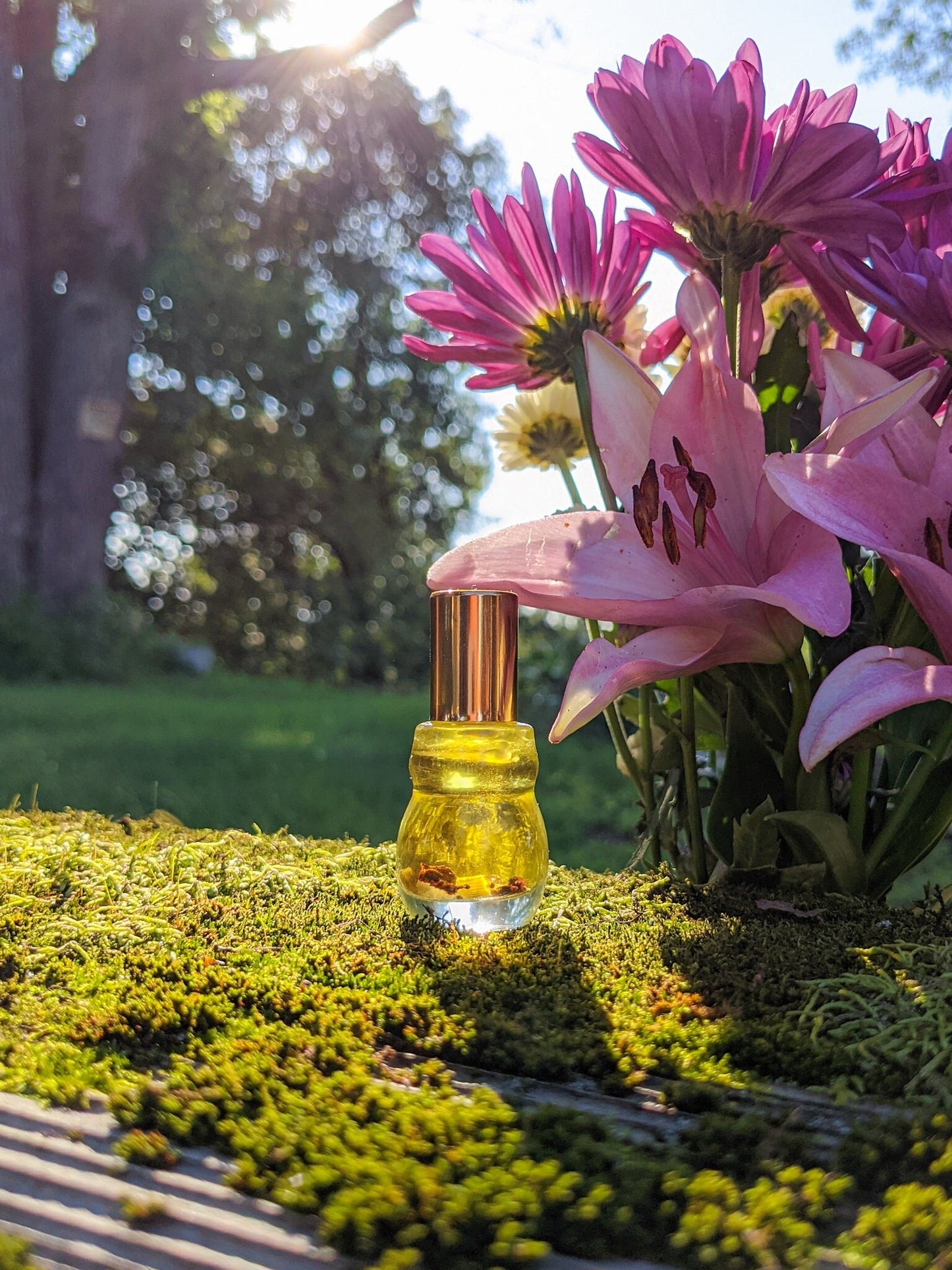 Divine Feminine | Vanilla + Jasmine | Tangy Floral Roll-On Goddess Oil