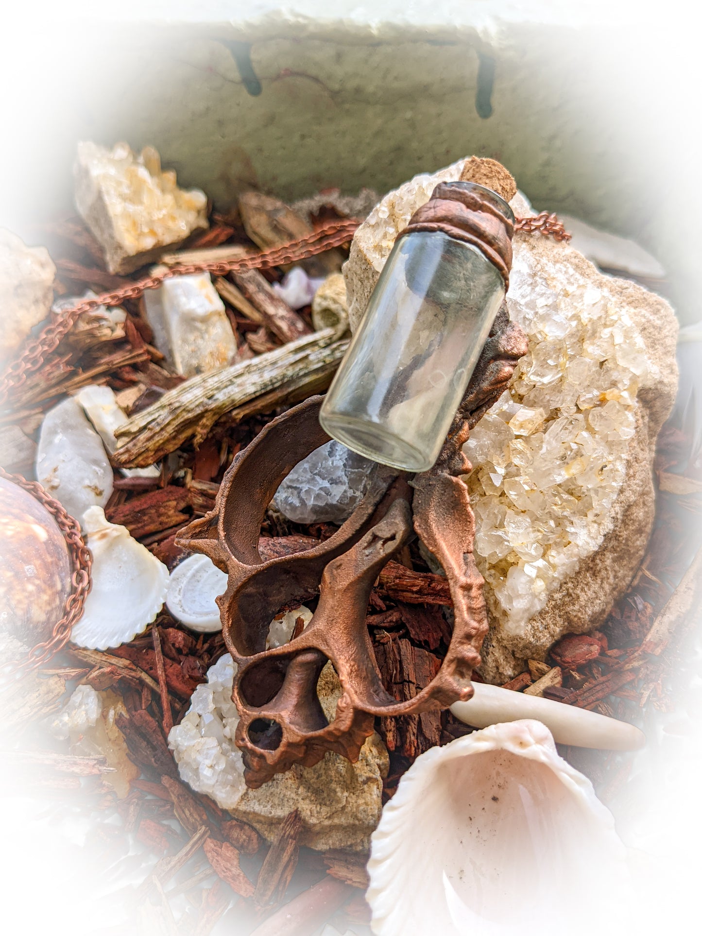 Large Copper Shell Sand Jar Pendant Necklace